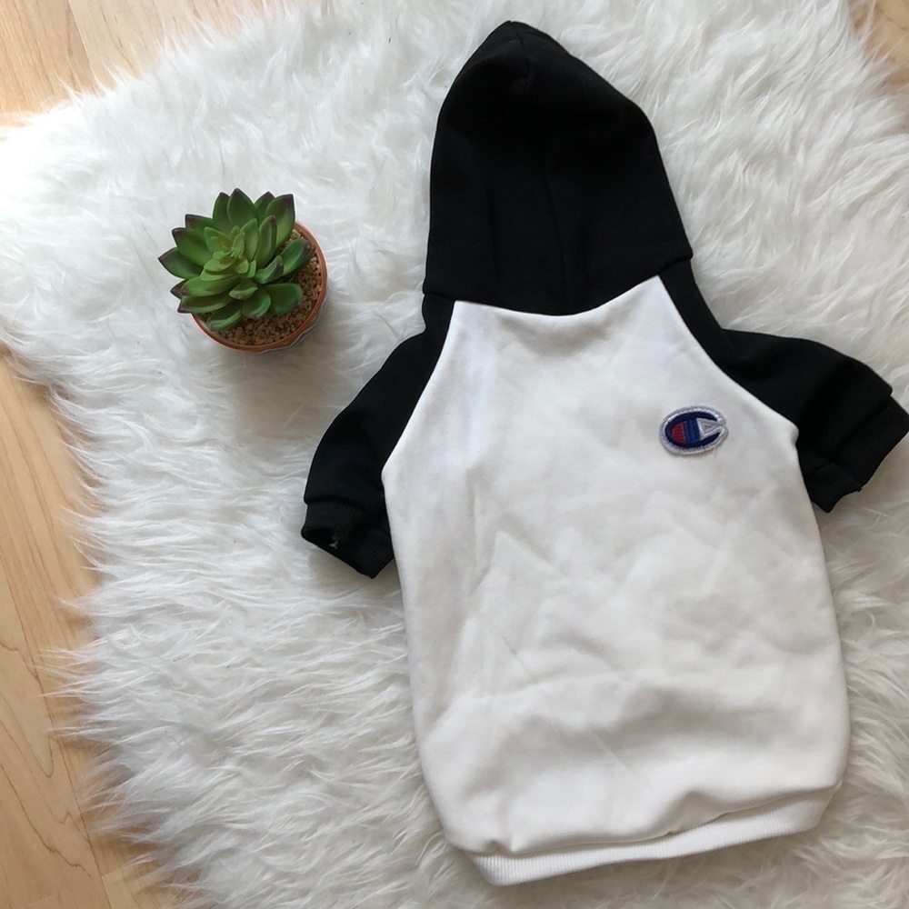 NWT Doggy Sweatshirt - Picture 2 of 4